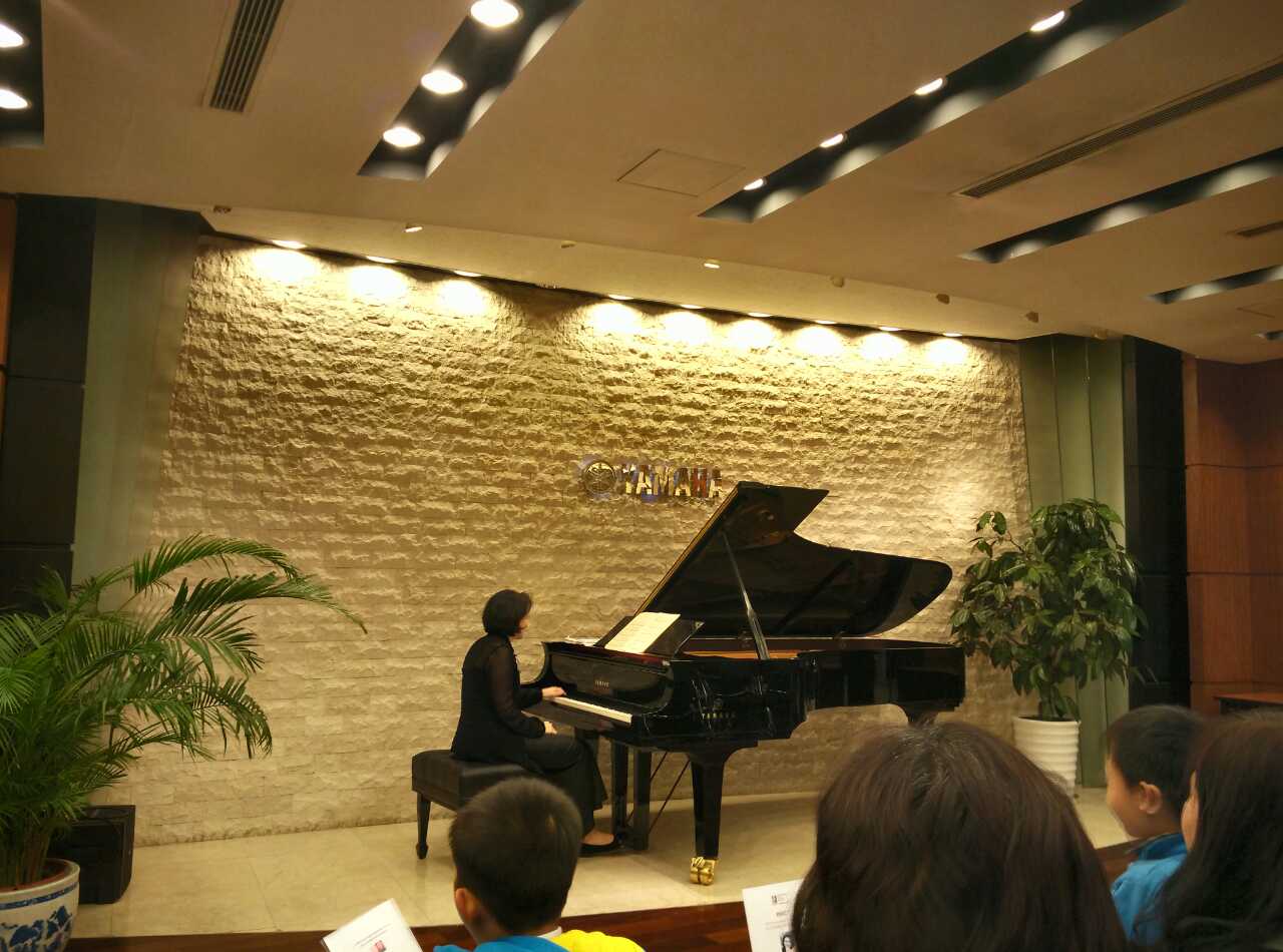 德籍克罗地亚钢琴家马蒂娜•库可夫•加雷特在雅马哈音乐交流中心北京举办钢琴独奏音乐会