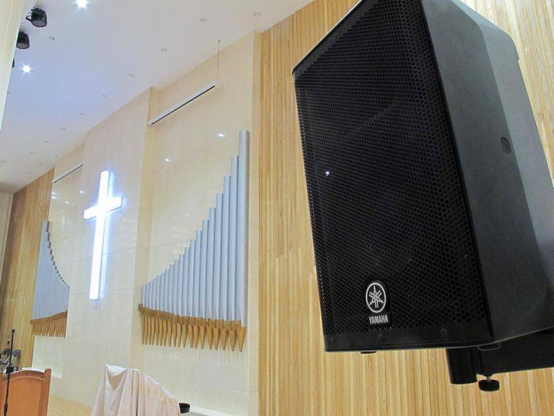 广州十甫堂——两只雅马哈 DXR8 音箱完成的教堂完美扩声