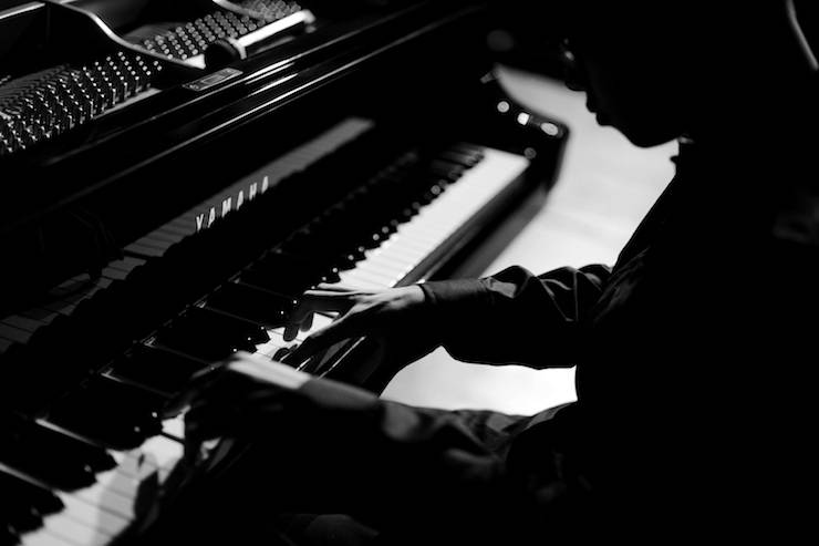 琴键上的爵士青春——阿布“少年琴狂”钢琴独奏音乐会