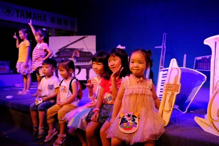 雅马哈献给孩子的音乐启蒙课|儿童剧《七耳兔寻找乐器之王》巡演·广州站成功举办