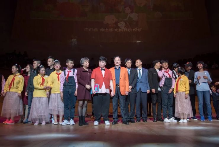 音乐双子星,点亮冬日激情!——雅马哈未来艺术家刘明康爱心公益音乐沙龙
