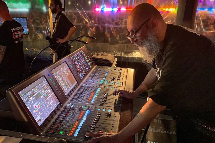 Gabisom为2019年里约摇滚音乐节选择雅马哈RIVAGE PM数字混音系统